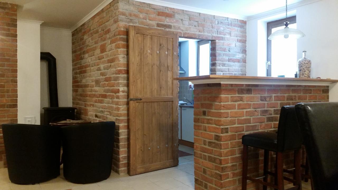Sommelierka Appartement Valtice Buitenkant foto