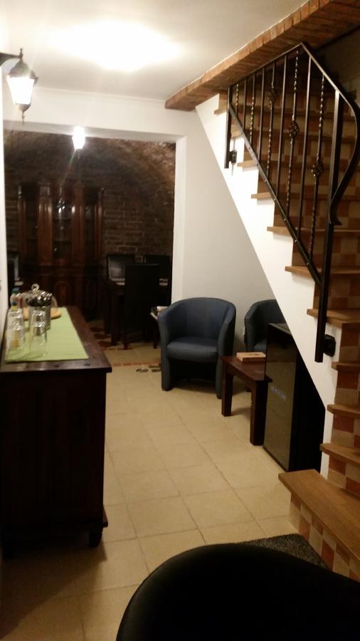 Sommelierka Appartement Valtice Buitenkant foto